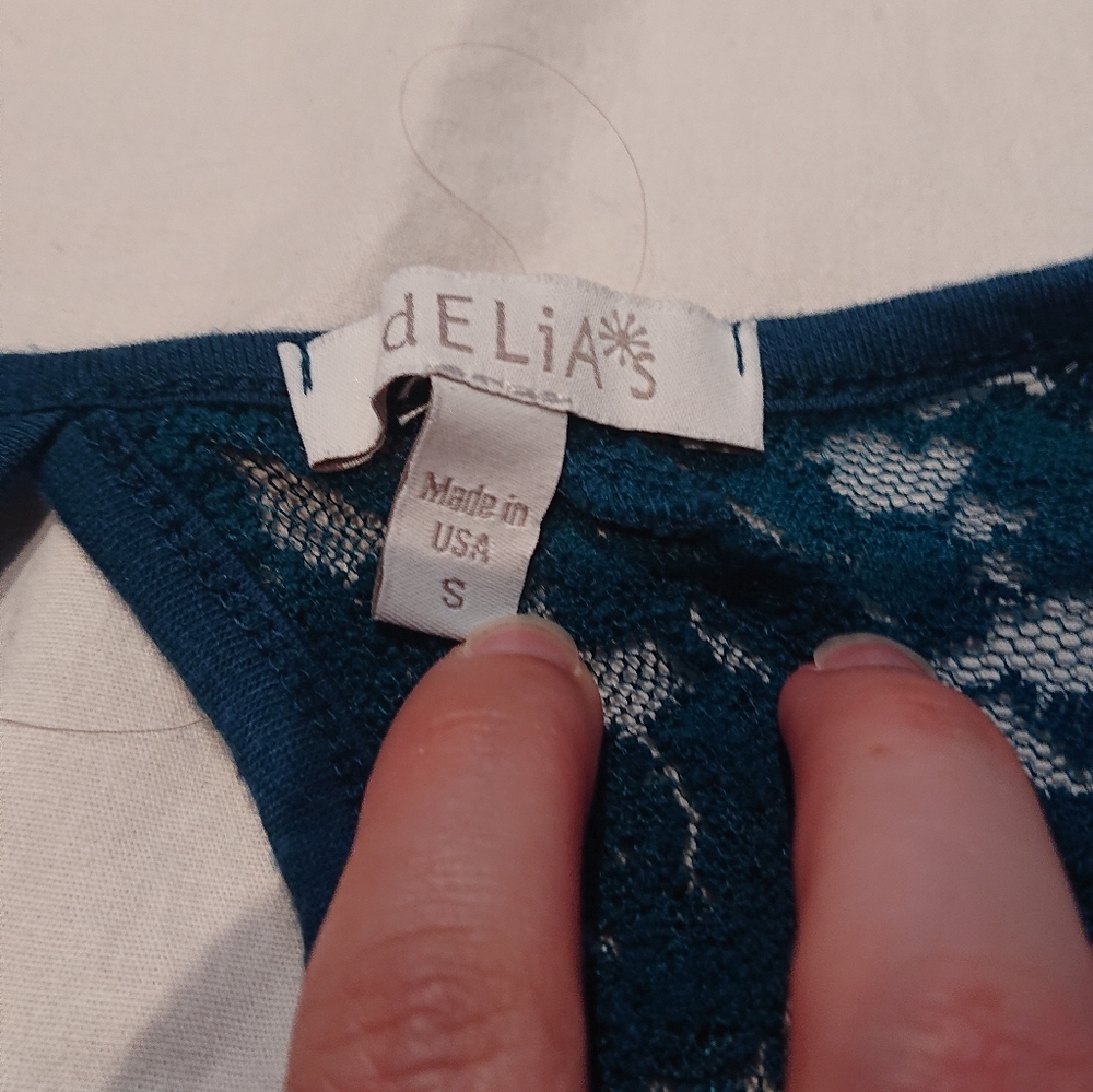 dELiA*s lace back peplum top! - Picture 3 of 4